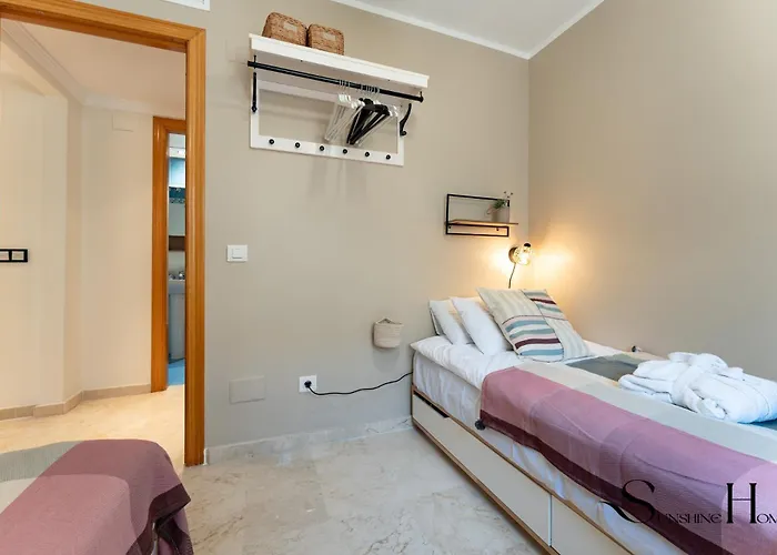 Tranquil 2 Bed 2 Bath Retreat, Pool, Parking * Fuengirola