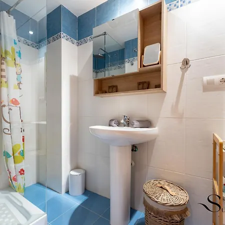 Apartment Tranquil 2 Bed 2 Bath Retreat, Pool, Parking *