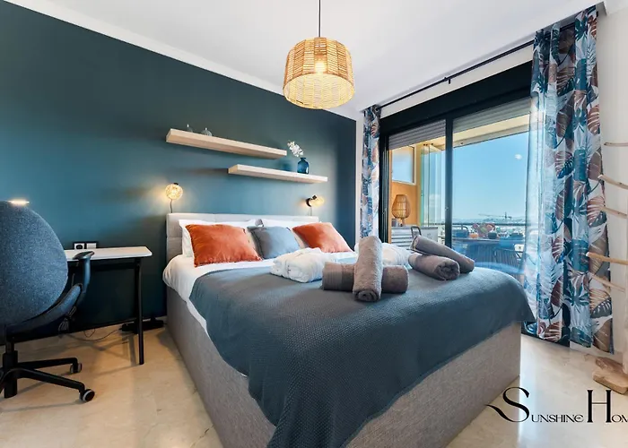 Tranquil 2 Bed 2 Bath Retreat, Pool, Parking Appartement Fuengirola